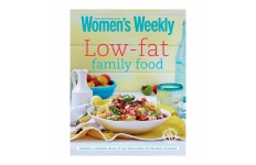 Low Fat Family Food by The Australian Women’s Weekly